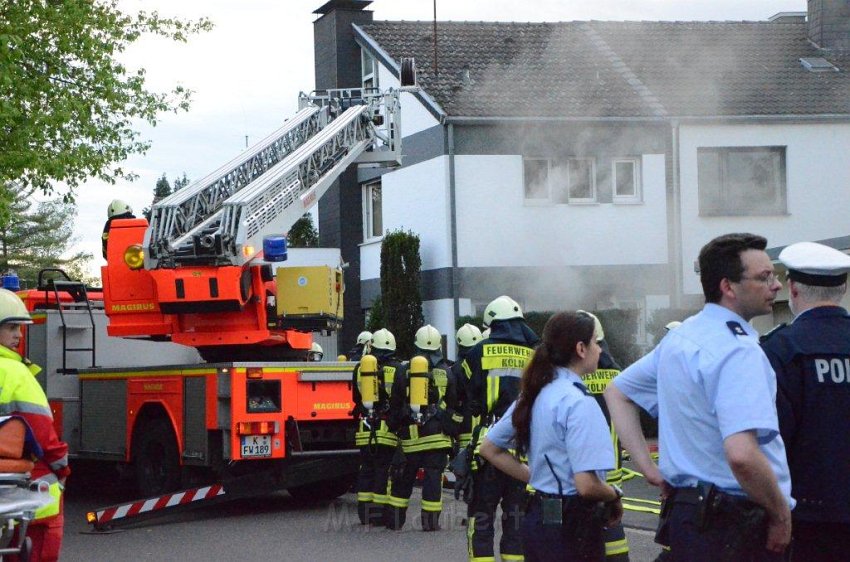 Feuer Koeln Dellbrueck Hochwinkel P41.jpg